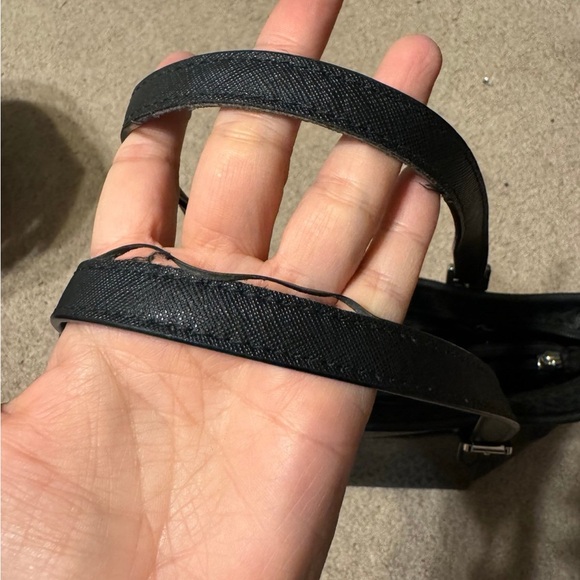 Michael Kors Signature logo pattern and logo charm purse - Picture 10 of 12